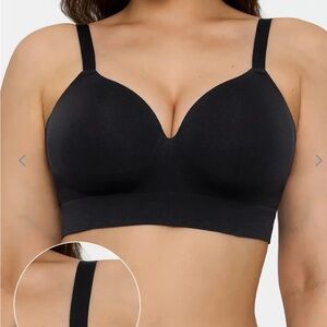 Wireless Black Everyday Comfort Bra with Smooth Cups NWT